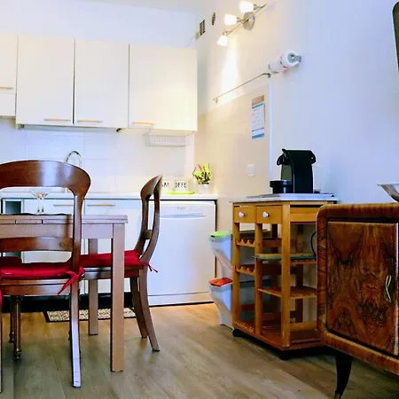 Apartment Guesthost - Casatita Nest Near The University